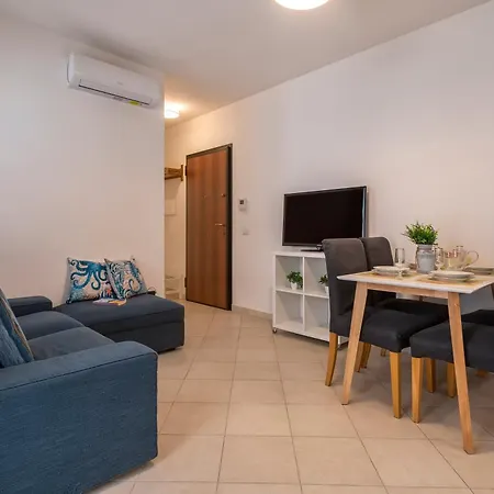 Modern With Balcony Alghero